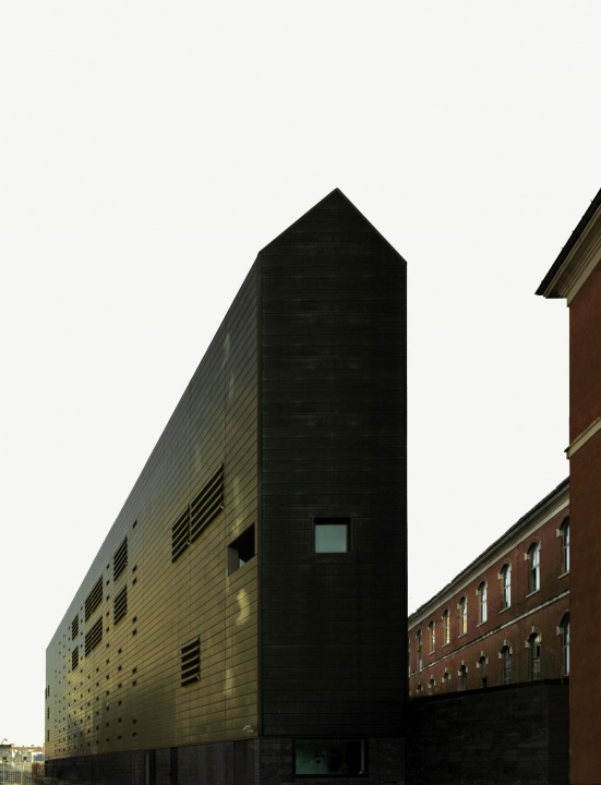 Współczesna architektura Włoch. Biurowiec sądu w Wenecji