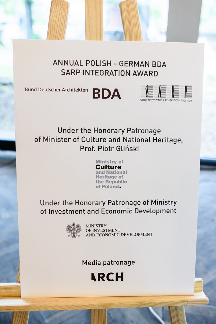 Honorowy Patronat Wiceprezesa Rady Ministrów, Ministra Kultury i Dziedzictwa Narodowego Prof. Piotra Glińskiego oraz Ministerstwa Inwestycji i Rozwoj