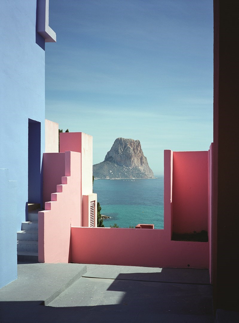 Muralla_Roja_Calpe_Spain_Ricardo_Bofill_Taller_Arquitectura_19h (Copy) (Copy)