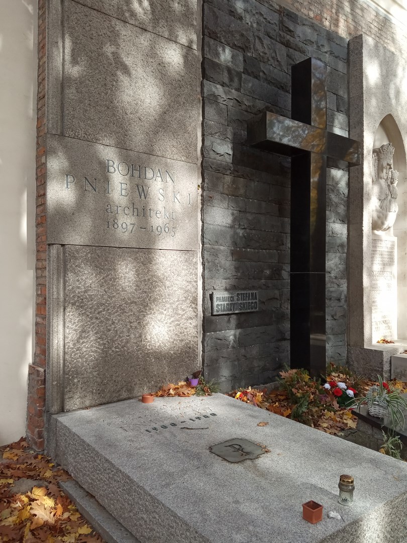 Powązki – archispacer po cmentarzu Powązkowskim w Warszawie