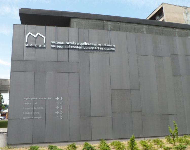 Muzeum Sztuki Współczesnej w Krakowie - MOCAK, tj. Museum of Contemporary Art in Kraków. Jedno n z nowych muzeów Krakowa - ortwarcie dla publiczności nastąpiło w 2011 roku