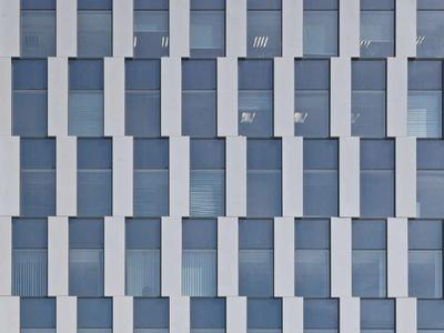 Nowe biurowce w postindustrialnej dzielnicy. Green Towers we Wrocławiu