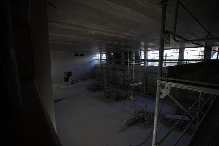 Wnętrza pomieszczeń wspólnych wykończone będą z wykorzystaniem betonu architektonicznego. Fot. www.fotopolska.eu