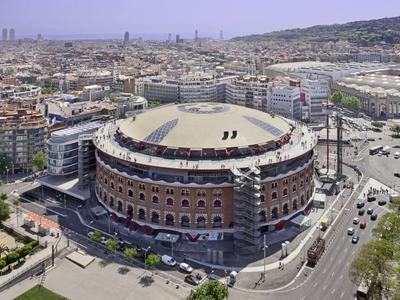Centrum handlowo-rozrywkowe Las Arenas w Barcelonie