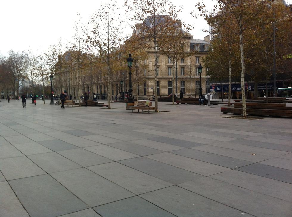 Korespondencja z Paryża, część II: Forum des Halles i Place de la République