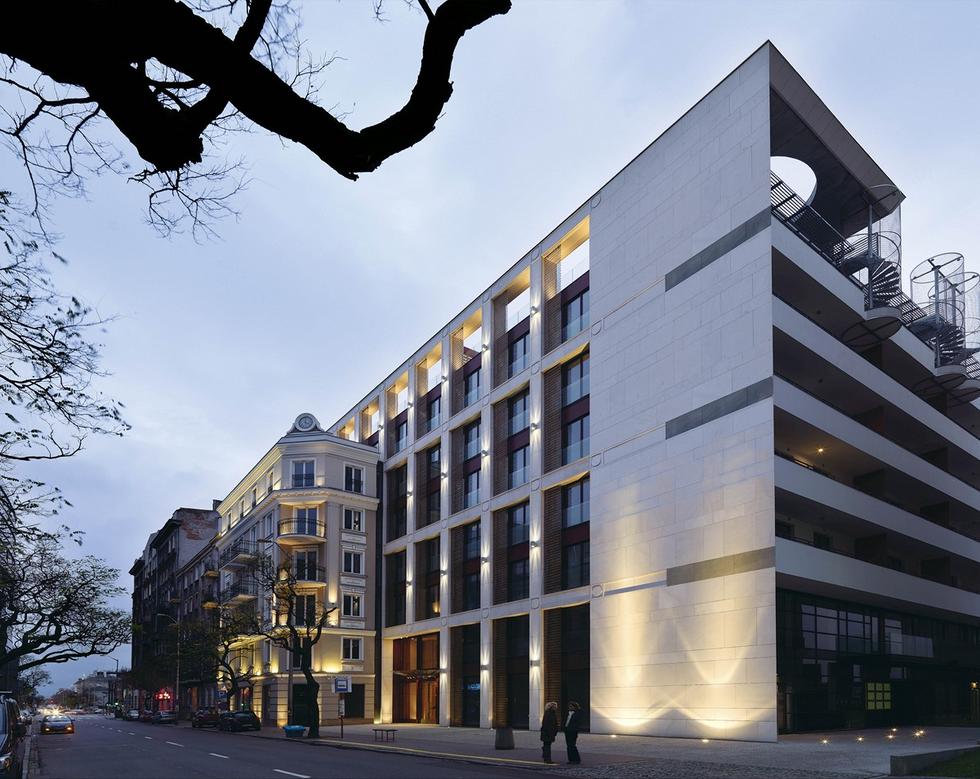 Apartamentowiec w centrum Warszawy
