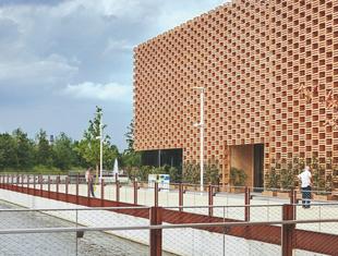 Przestrzenny ciąg przeżyć – o polskim pawilonie na Expo Piotr Kuczia