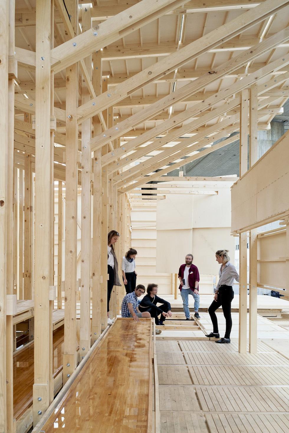 House 2 - eksperymentalny pawilon zbudowany przez studentów