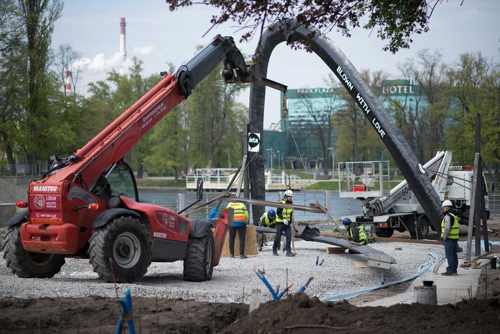 Nawa Oskara Zięty: rzeźba miejska na Wyspie Daliowej we Wrocławiu