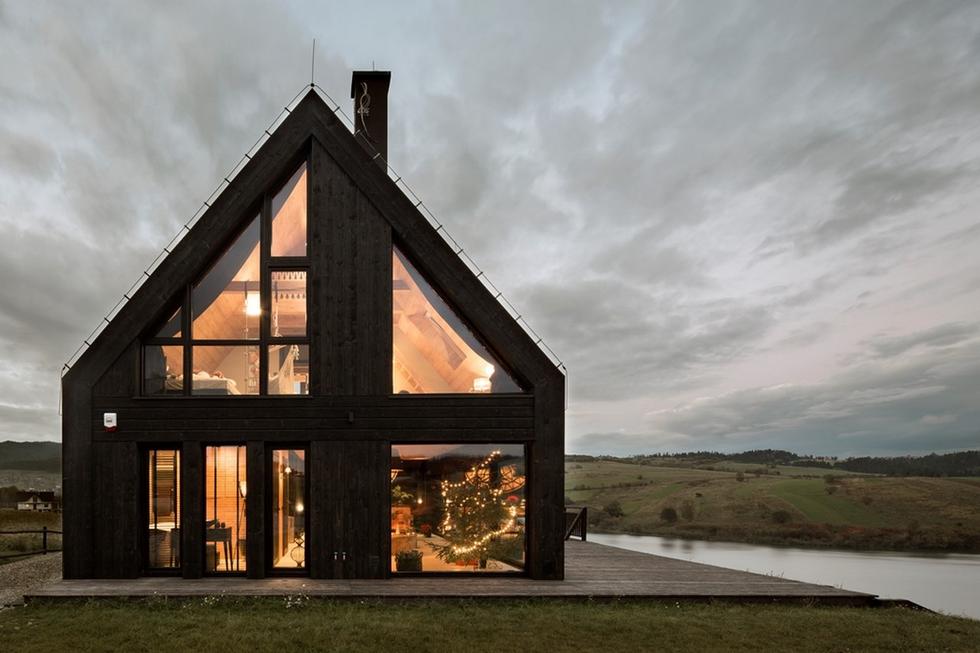 Dom nad Jeziorem Czorsztyńskim z tytułem Innovative Architecture w konkursie ICONIC Awards 2018