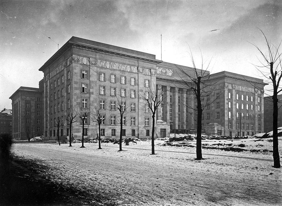 100na100