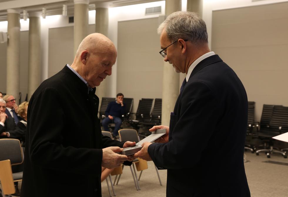 Premier nagradza architektów