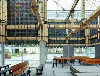 Architektura materiałów wypożyczonych – rozmowa z holenderskim architektem Peterem van Assche