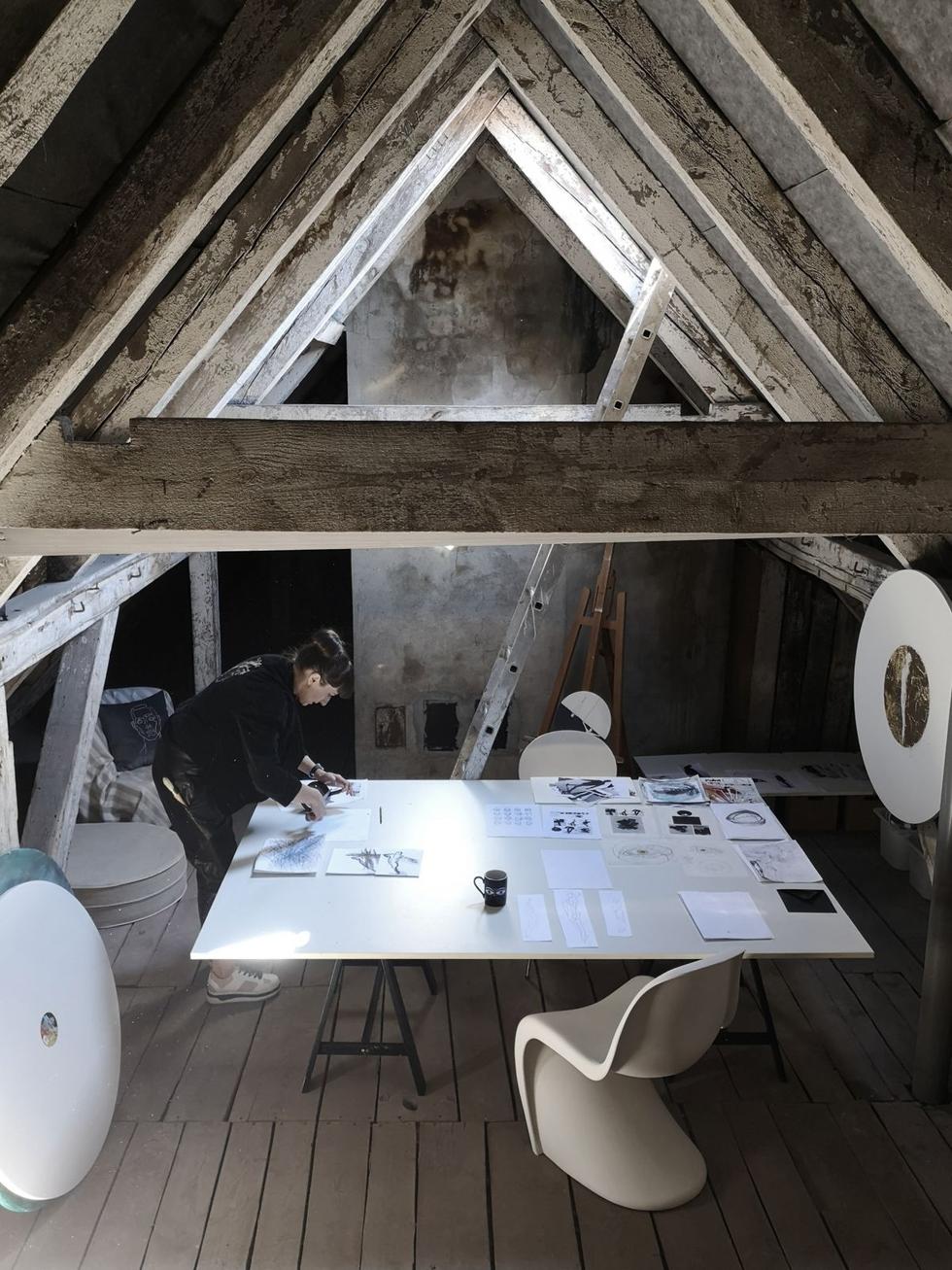 Koronawirus a architektura wnętrz – raport OKK! PR