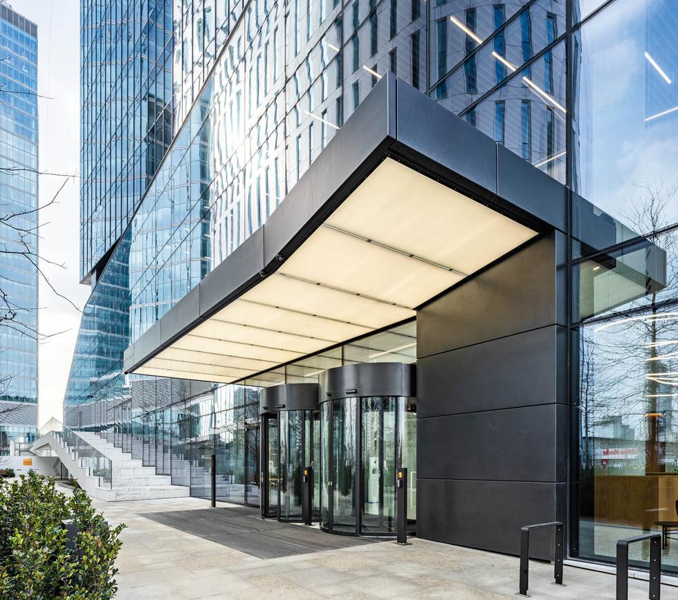 Solidna komercyjna architektura: o Skylinerze Łukasz Pancewicz