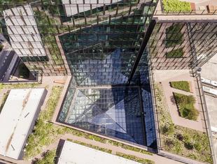 Aluminium w polskiej architekturze. Biurowce na miarę przyszłości