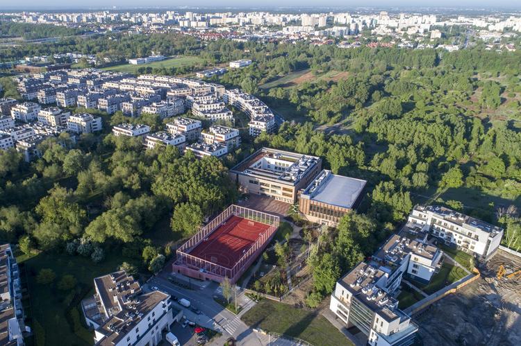 Grand Prix Nagrody Architektonicznej Prezydenta Warszawy 2021 dla podstawówki na Wilanowie