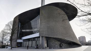 Architektura w Polsce: wakacyjny przewodnik po architekturze