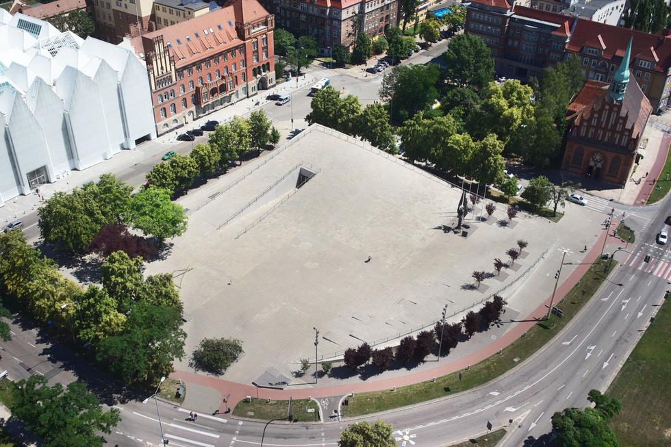 Plac Solidarności w Szczecinie: będzie więcej drzew i zbiornik retencyjny