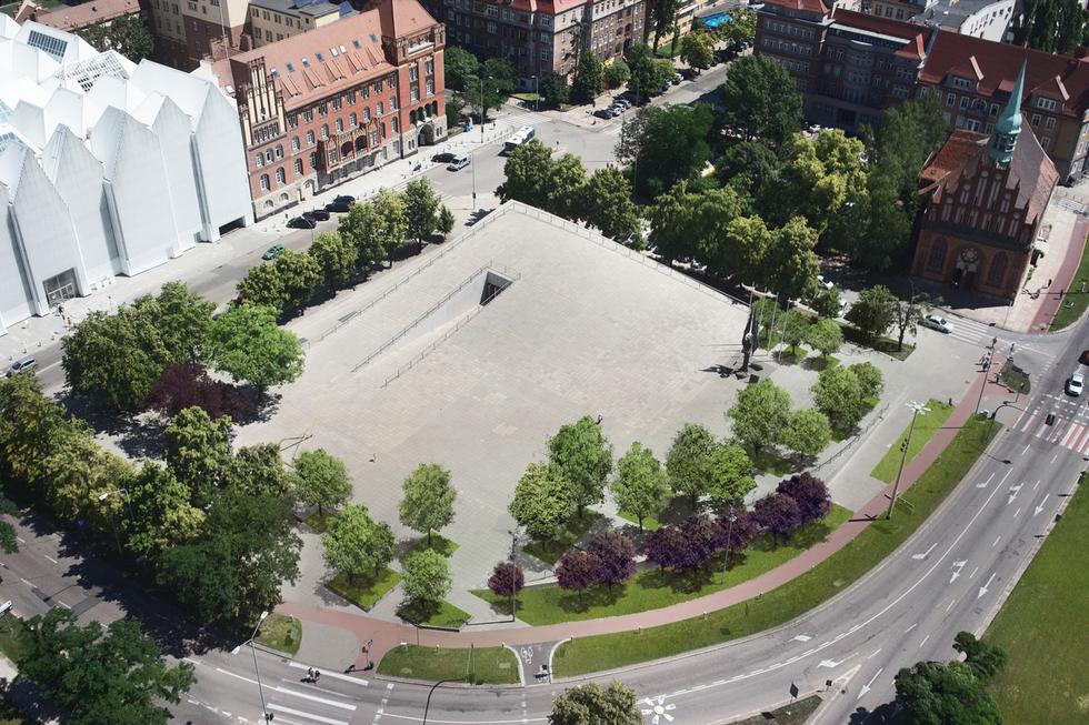 Plac Solidarności w Szczecinie: będzie więcej drzew i zbiornik retencyjny