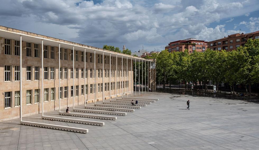 Nowe ławki Pawła Grobelnego w stolicy hiszpańskiego regionu La Rioja