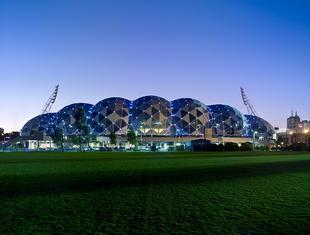 Stadion piłkarski w Melbourne. Projektowanie parametryczne i konstrukcja dachu